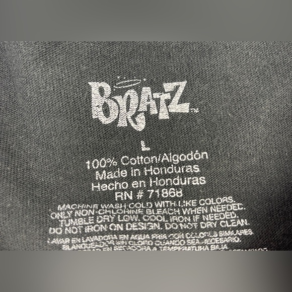 Vintage Women’s Bratz Black Crop Top Size Large - Picture 3 of 3